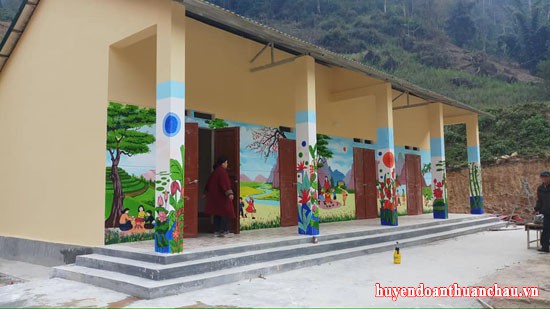 Lễ bàn giao nhà lưu trú trường tiểu học Co Mạ 1, huyện Thuận Châu