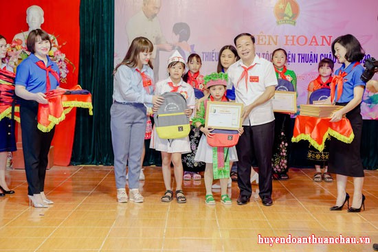 Liên hoan thiếu nhi các dân tộc huyện Thuận Châu năm 2020