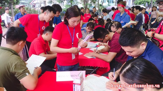 Huyện đoàn Thuận Châu: Tích cực xây dựng cơ sở đoàn 